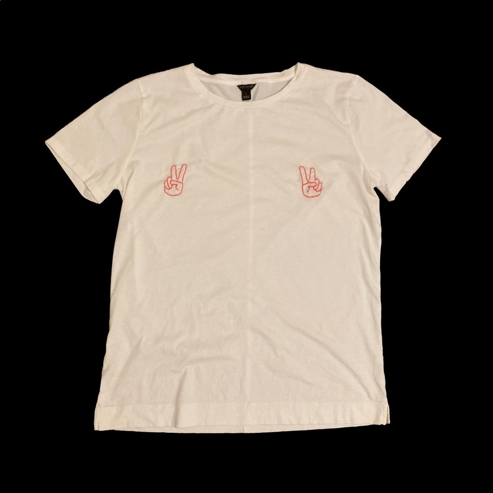 Trendy Ann Taylor Tee + Embroidery - Picture 2 of 8
